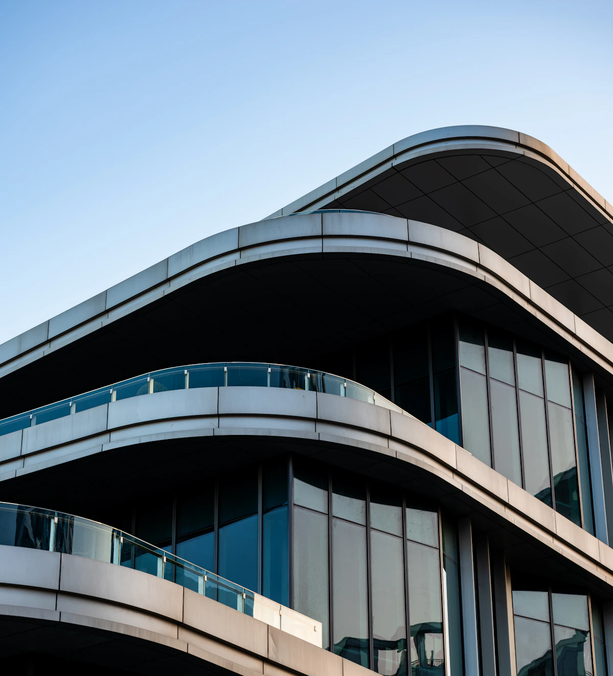 Moderne Architektur mit Glasfassade